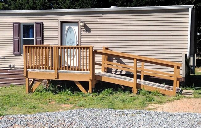 Charming 2 Bed/ 2 Bath Home in Mooresville - Cleared Lot - Storage Shed