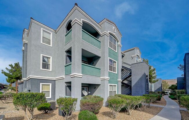 2 beds, 2 baths, $1,299, Unit # 3092