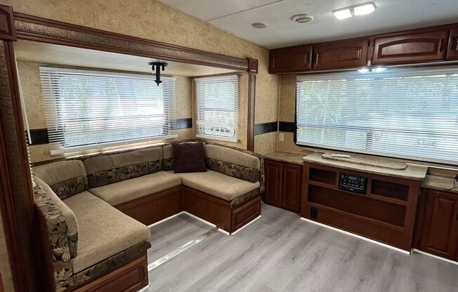 1 bed, 1 bath, 256 sqft, $980, Unit 554