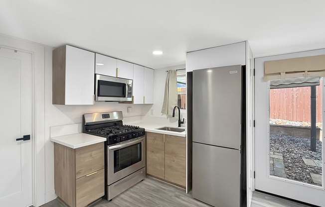 8348 IVORY COAST DR