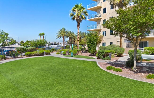3 beds, 3.5 baths, $3,200, Unit UNIT 1819