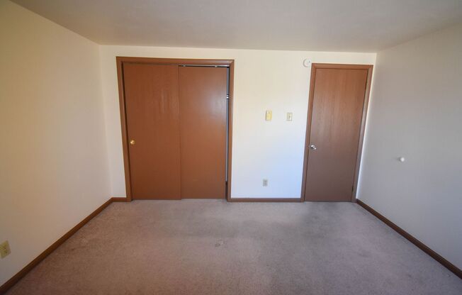 2 beds, 1 bath, 700 sqft, $875, Unit 620