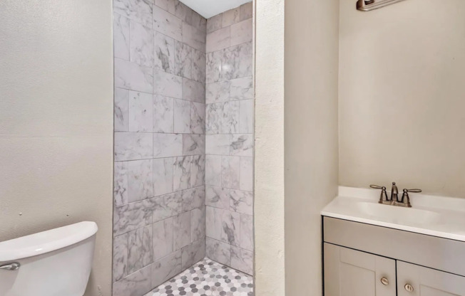 2351 Longhorn 4-Plex