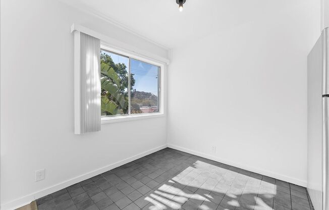 1437 E. Windsor Road