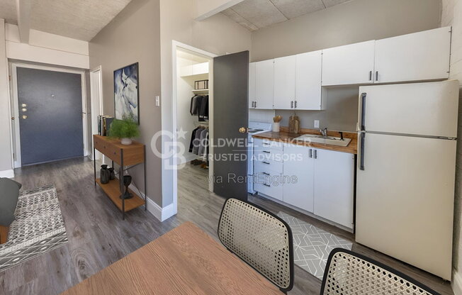 1 bed, 1 bath, 650 sqft, $680, Unit 208