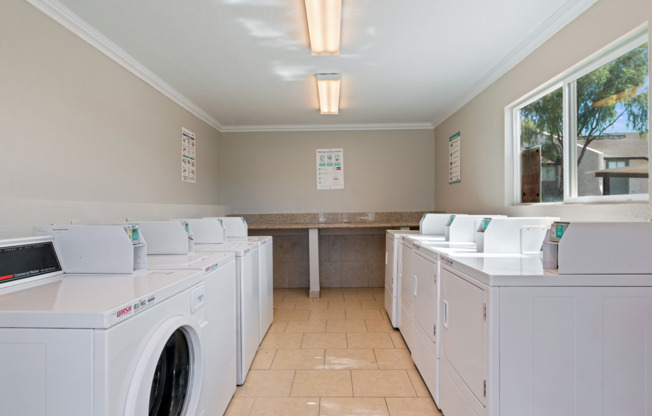 Thunderbird Apartments Laundry Facility