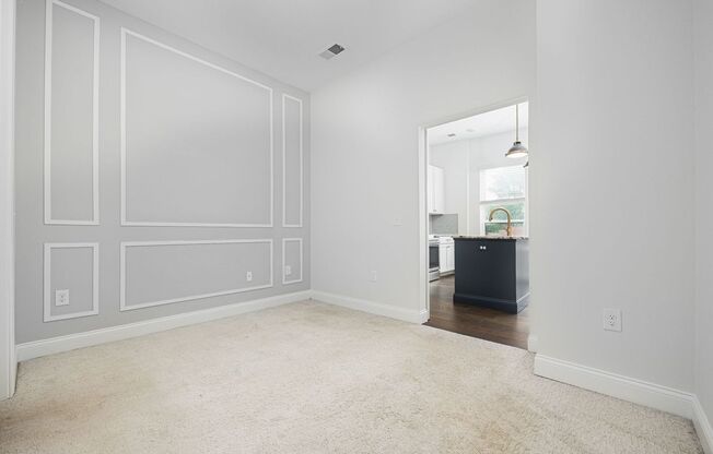 1 bed, 1 bath, 605 sqft, $1,390, Unit 405