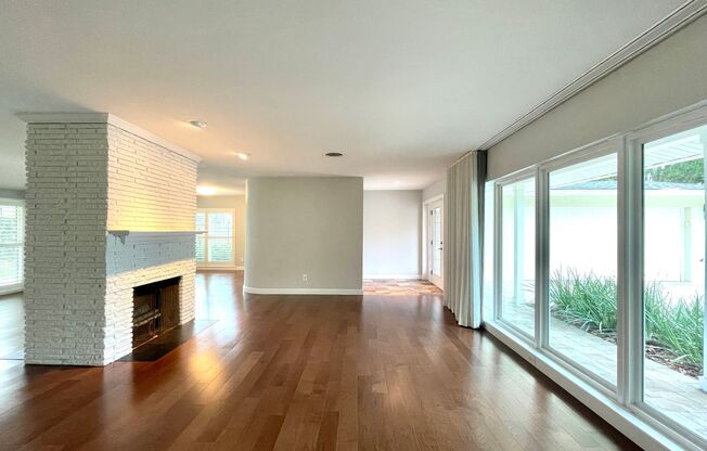 6 month lease- AVAIL IN AUGUST- Immaculate, 3/2 Home in Maitland - Hollieanna Shores!