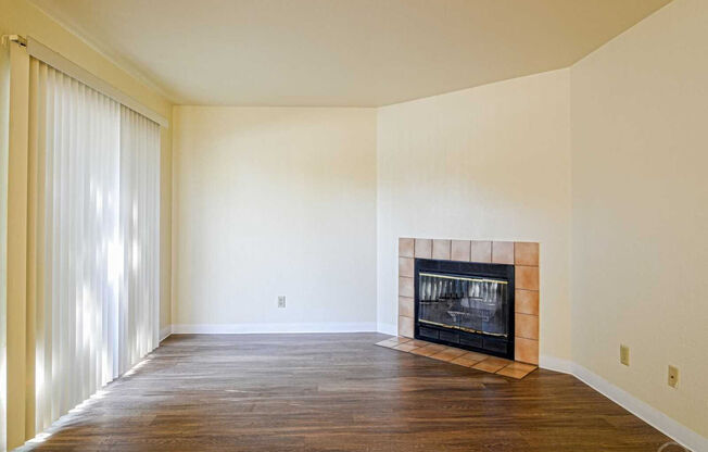 1 bed, 1 bath, 676 sqft, $1,550