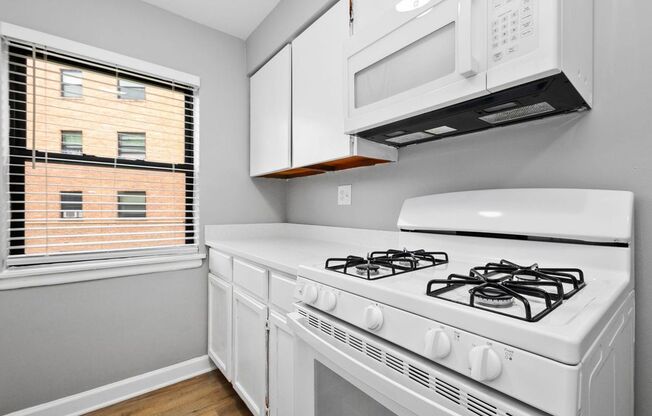 1 bed, 1 bath, 650 sqft, $2,595, Unit 10224-B1