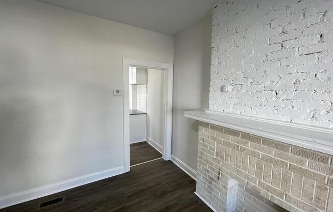 155 E WOODROW AVE