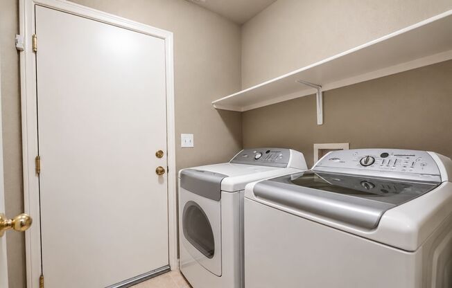 3 beds, 2 baths, $1,700