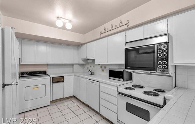 205 East Harmon Avenue Unit#707, Las Vegas, Nevada 89169