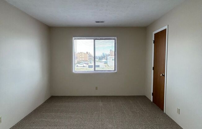 1 bed, 1 bath, 750 sqft, $850, Unit #25