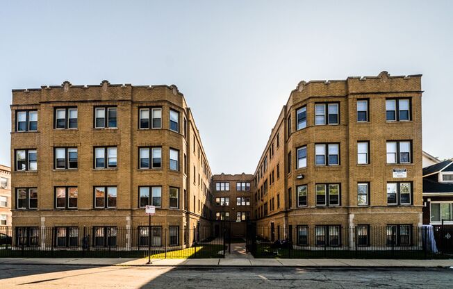 7701 S Stewart