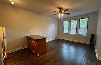 Studio, 1 bath, 450 sqft, $1,375, Unit 206