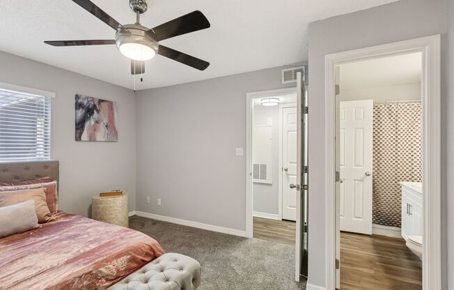 1 bed, 1 bath, 550 sqft, $1,250, Unit 236