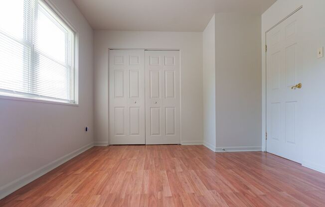 2 beds, 1 bath, 800 sqft, $850, Unit Unit 38