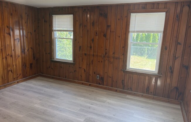 3 beds, 1 bath, 1,138 sqft, $3,100, Unit 1