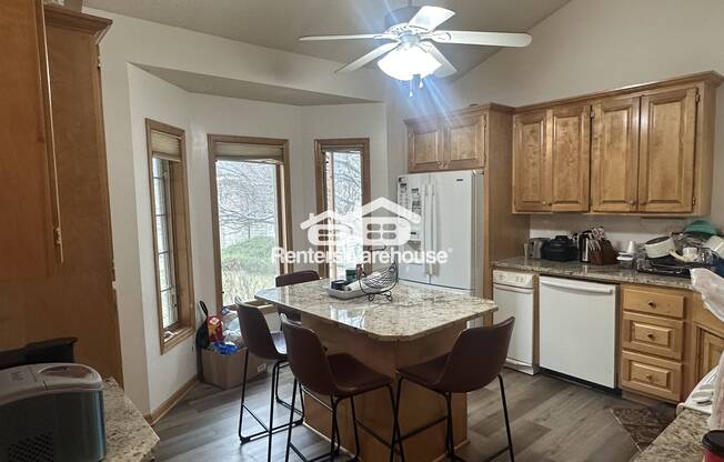 3415 FORDHAM CT NE