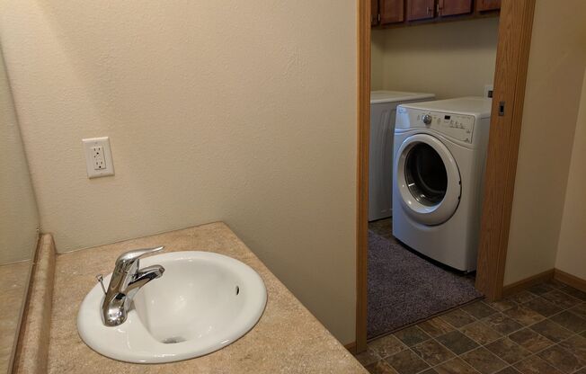 1 bed, 1 bath, 720 sqft, $1,020, Unit 5100-209