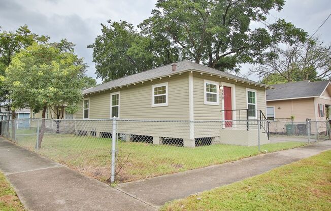 Historic Row House District – Move-In Special! Only $497 Deposit (with fully qualified application & signed lease)