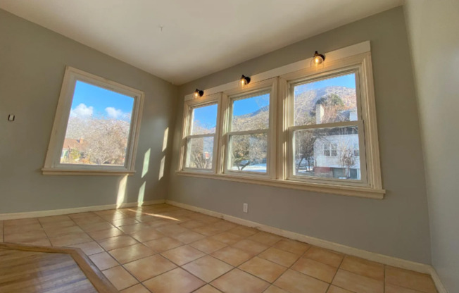 1717 24 ST