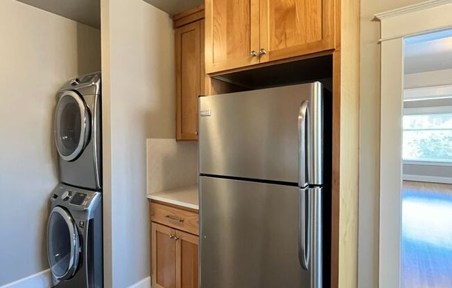 1 bed, 1 bath, $2,095