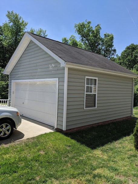 4BR Main Floor Master, Huntersville
