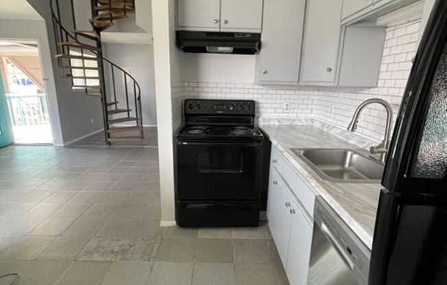 Cute Loft - Close to Downtown
