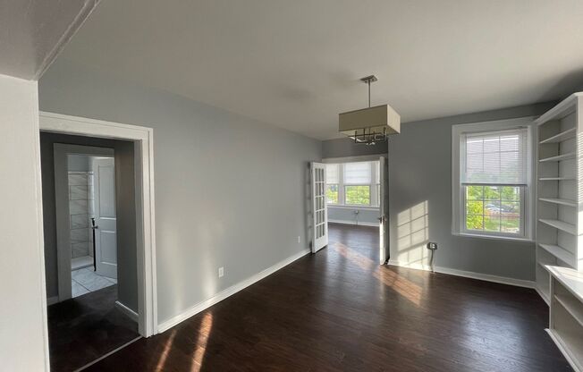 2 beds, 1 bath, 675 sqft, $1,200, Unit C-106