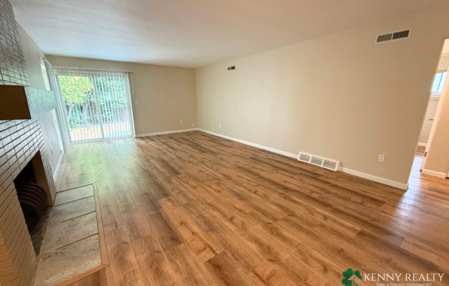 Remodeled 2 Bedroom Duplex with Private Backyard in San Mateo