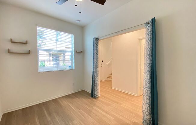 3 bed, 3.5bath wihtin The Pacific Ridge Community in Oceanside