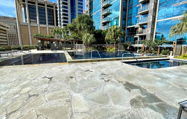 2 beds, 2 baths, $4,100