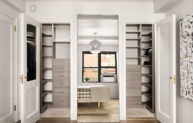 140 E 28 ST