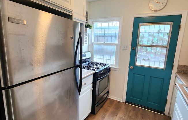 1 bed, 1 bath, $2,450