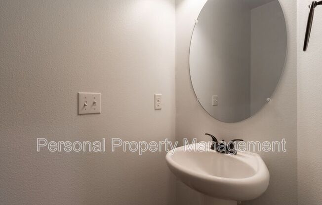 2707 NE 130 CT