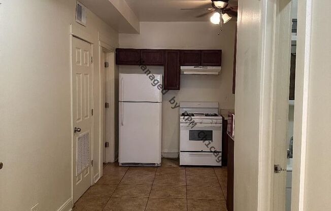 4451 S Wood St Unit 2F