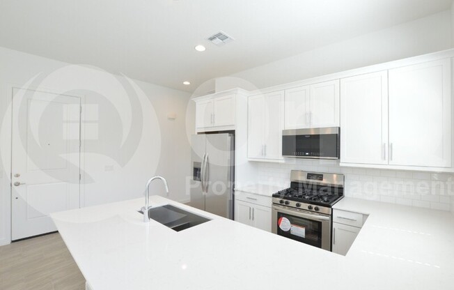 1 bed, 1 bath, 780 sqft, $1,599