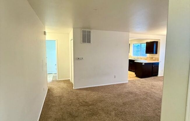 2 beds, 2 baths, $2,195, Unit Unit A