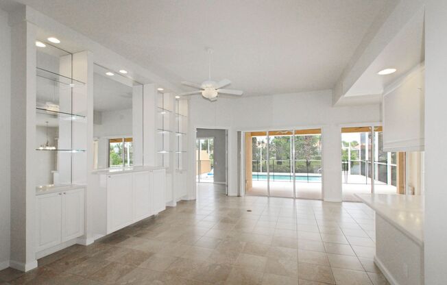 Islandwalk Annual Pool Home for Rent