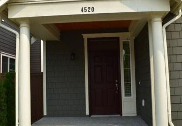 4520 185 PL SE