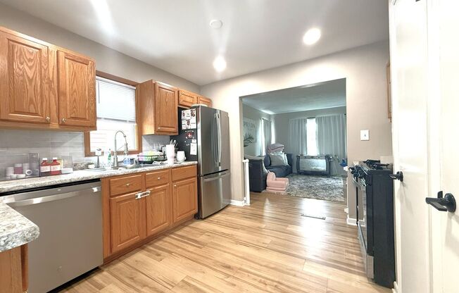 4 Bedroom Single Family Home with 2.5 car garage