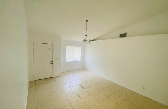 1663 SE Lennard Rd