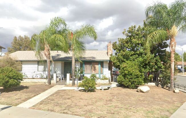Charming Single-Story 3 bed/2 bath Home Situated On A Corner Lot In A Quiet Cul-De-Sac!