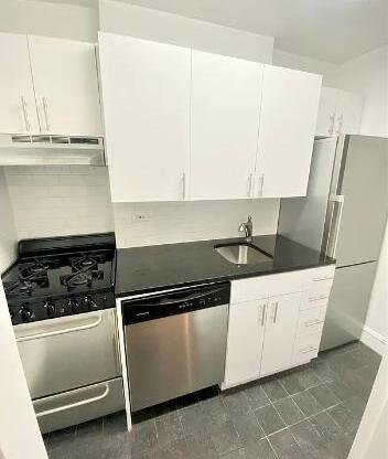 Studio, 1 bath, $3,750, Unit 7D