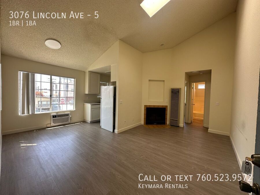 3076 LINCOLN AVE