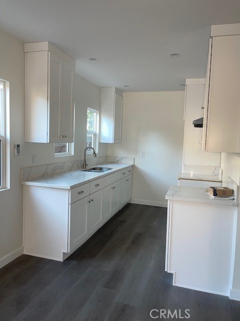 1 bed, 1 bath, 800 sqft, $2,300