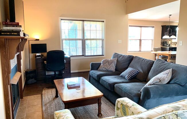 992 Dwight Eisenhower Way