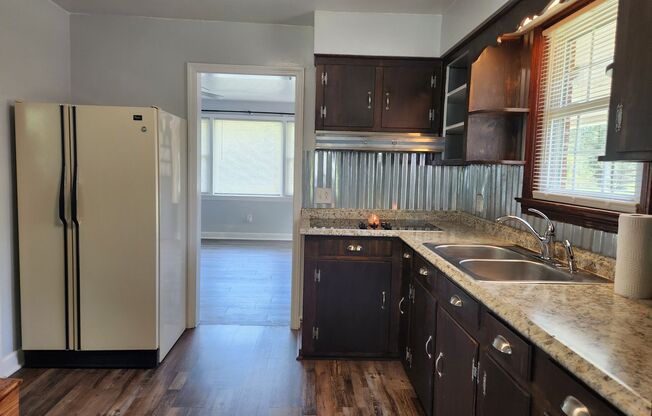 S BATTLEFIELD BLVD FOR RENT!!